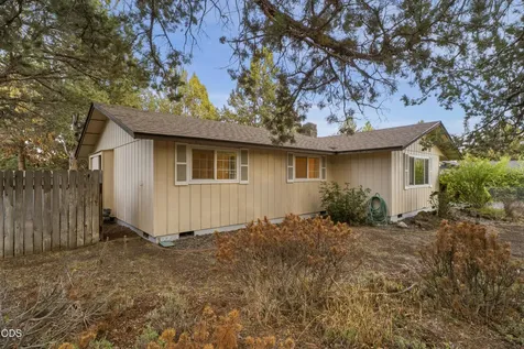 61568 Newberry Drive Bend OR 97702