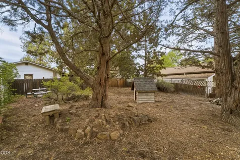 61568 Newberry Drive Bend OR 97702