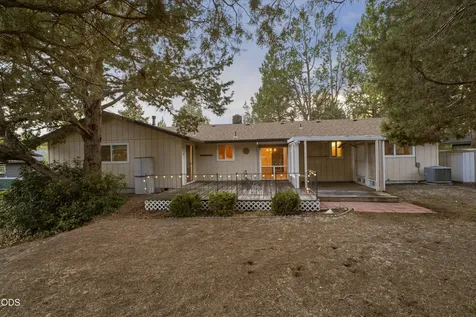 61568 Newberry Drive Bend OR 97702