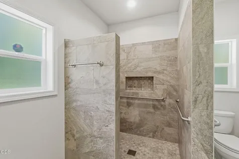 235 Glenoak Lane Grants Pass OR 97526