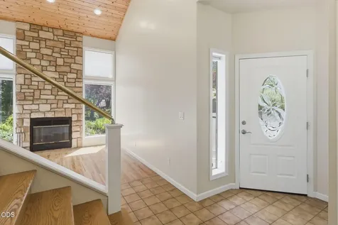 235 Glenoak Lane Grants Pass OR 97526