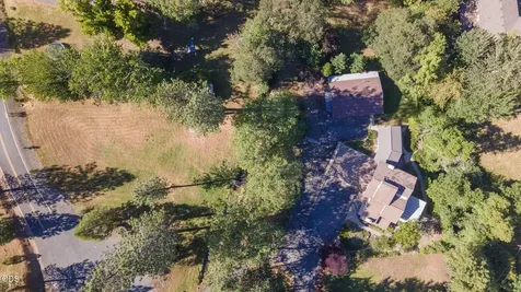 235 Glenoak Lane Grants Pass OR 97526