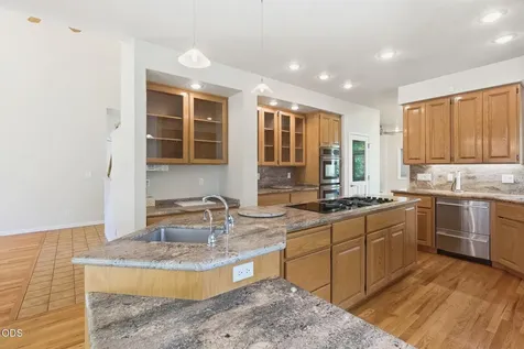 235 Glenoak Lane Grants Pass OR 97526