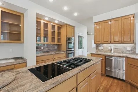 235 Glenoak Lane Grants Pass OR 97526