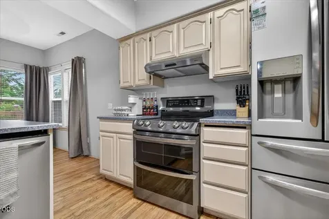 394 Pinetop Terrace Shady Cove OR 97539