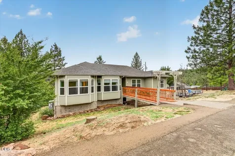 394 Pinetop Terrace Shady Cove OR 97539