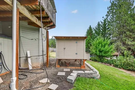 394 Pinetop Terrace Shady Cove OR 97539