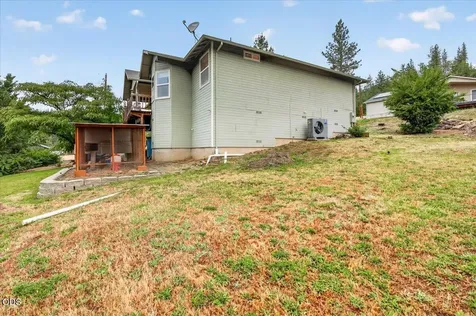 394 Pinetop Terrace Shady Cove OR 97539