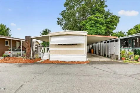 306 Sandlewood Drive Grants Pass OR 97526