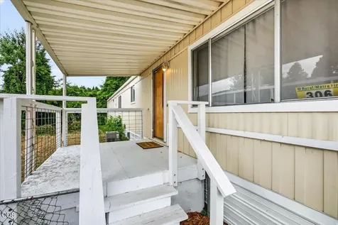 306 Sandlewood Drive Grants Pass OR 97526