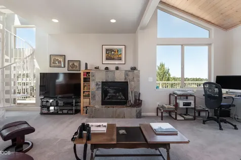 2269 Hawk Owl Court Redmond OR 97756