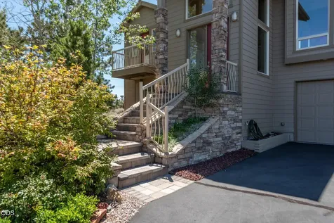 2269 Hawk Owl Court Redmond OR 97756