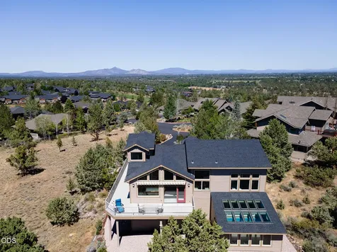 2269 Hawk Owl Court Redmond OR 97756