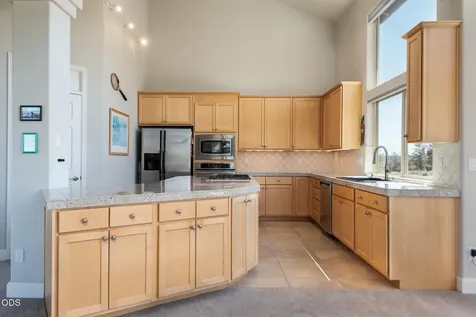 2269 Hawk Owl Court Redmond OR 97756