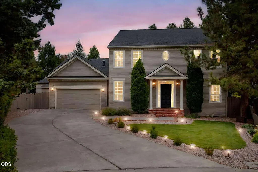 1044 SE Baywood Court Bend OR 97702
