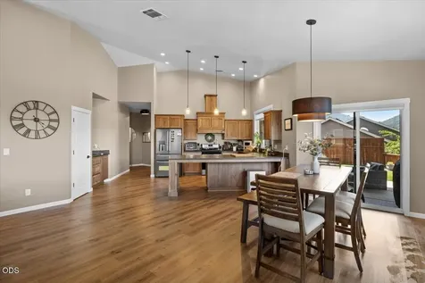2391 Robertson Crest Grants Pass OR 97527