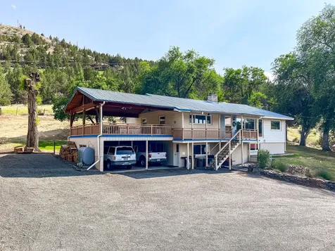 600 SE 2nd Avenue John Day OR 97845