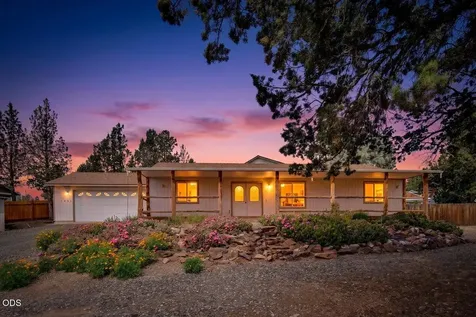 6089 NW Combs Street Prineville OR 97754