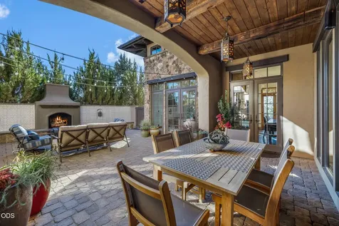 22887 Ghost Tree Lane Bend OR 97701