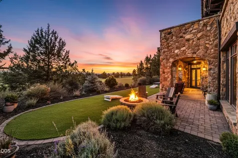 22887 Ghost Tree Lane Bend OR 97701