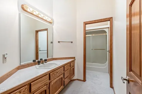 20396 Buttermilk Bend OR 97702