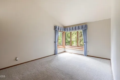 20396 Buttermilk Bend OR 97702