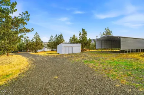 6678 SE Davis Loop Prineville OR 97754
