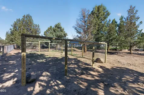 65245 76th Street Bend OR 97703