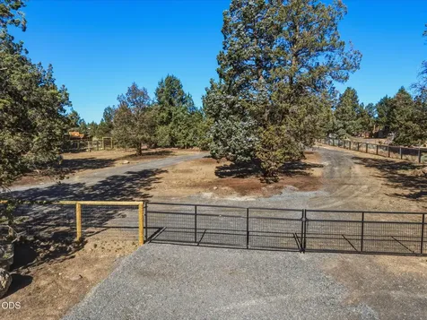 65245 76th Street Bend OR 97703
