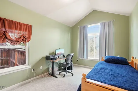 3279 NE Jonahs Court Bend OR 97701