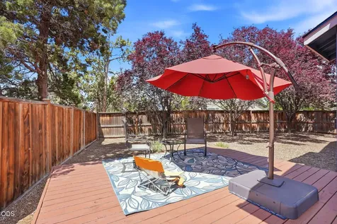 3279 NE Jonahs Court Bend OR 97701