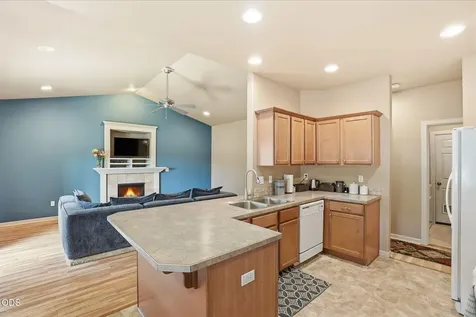3279 NE Jonahs Court Bend OR 97701
