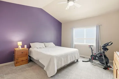 3279 NE Jonahs Court Bend OR 97701
