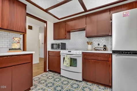 102 Hickory Drive Rogue River OR 97537