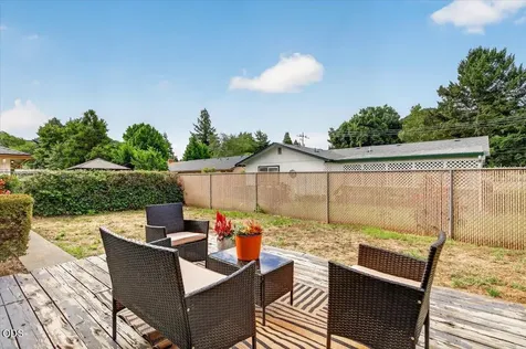 102 Hickory Drive Rogue River OR 97537