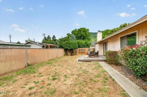 102 Hickory Drive Rogue River OR 97537