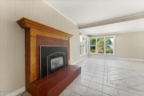 300 Sunrise Avenue Medford OR 97504