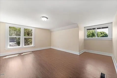 300 Sunrise Avenue Medford OR 97504