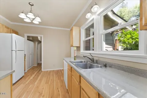 300 Sunrise Avenue Medford OR 97504