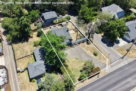 300 Sunrise Avenue Medford OR 97504