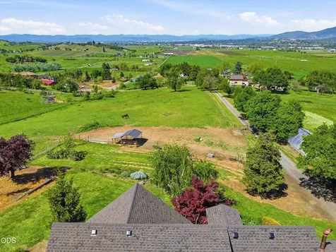 4250 Independence School Road Medford OR 97501