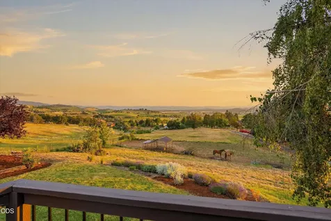 4250 Independence School Road Medford OR 97501