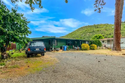 20 Brophy Way Shady Cove OR 97539