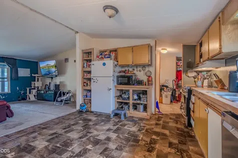 20 Brophy Way Shady Cove OR 97539