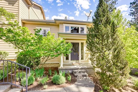 461 Holly Street Ashland OR 97520