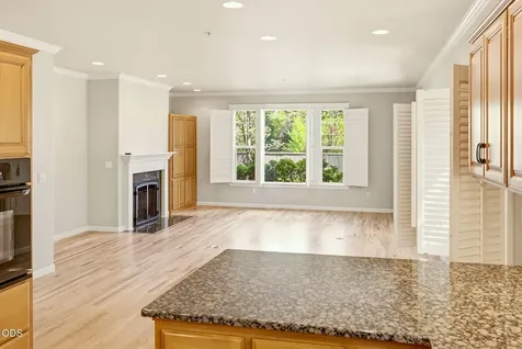 461 Holly Street Ashland OR 97520