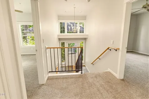 461 Holly Street Ashland OR 97520