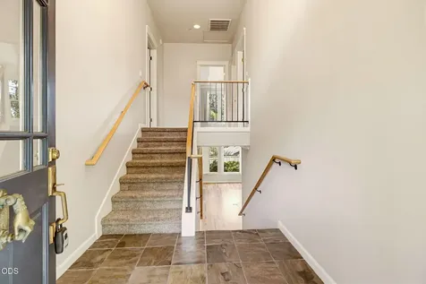 461 Holly Street Ashland OR 97520