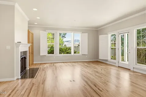 461 Holly Street Ashland OR 97520