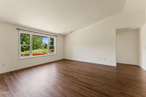 2503 NW Lassen Way Grants Pass OR 97526